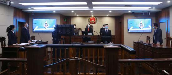 为助姐姐取证 上海律师打伤炒股亏千万姐夫获刑一年